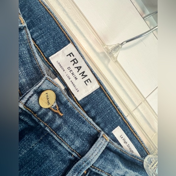 Frame Jeans Size 32 (Fits more like a 30-31). EUC - Picture 3 of 5